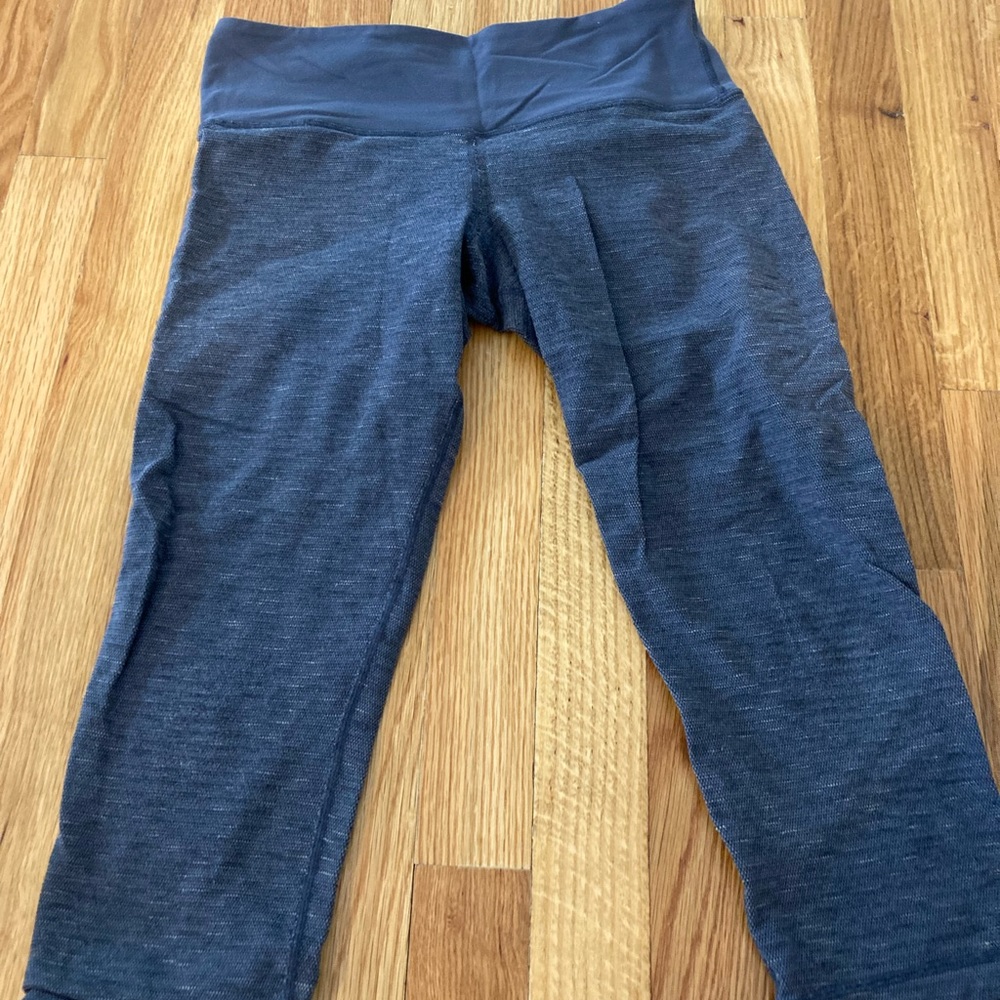 Lululemon Grey space dye sz6 cropped leggings